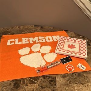 Clemson Bundle Towel, Plates, Pen & Magnet